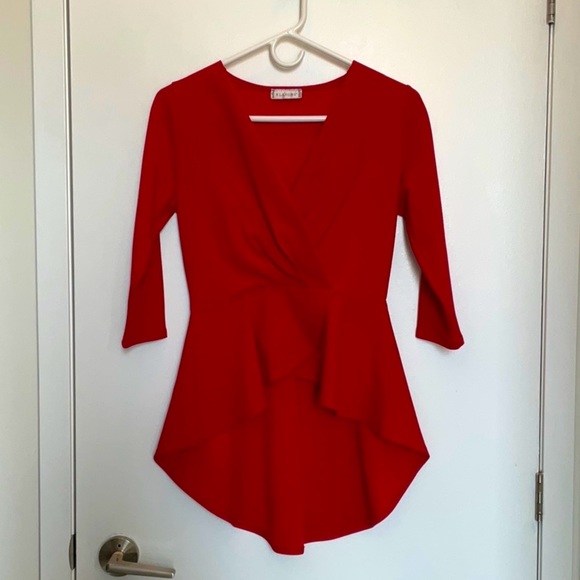 Beautiful red top with skirted waist - Picture 1 of 2